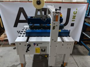 Automatic taping machine